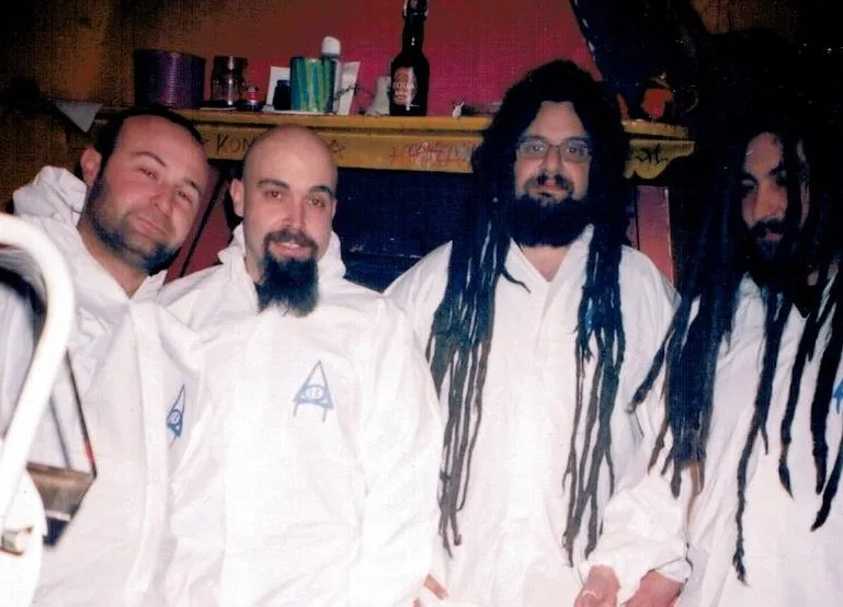AydrA technical death metal band - mauro pacetti vocals scansioni 001 pink little pig foto book