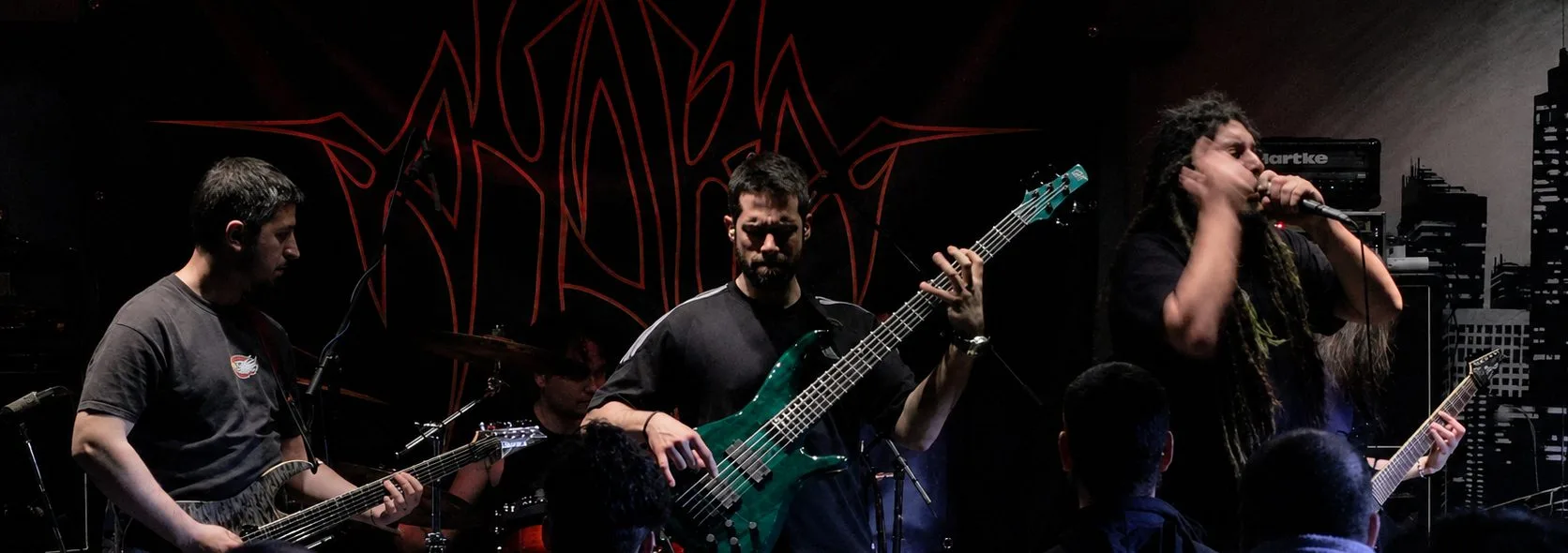 AydrA live · strip 3